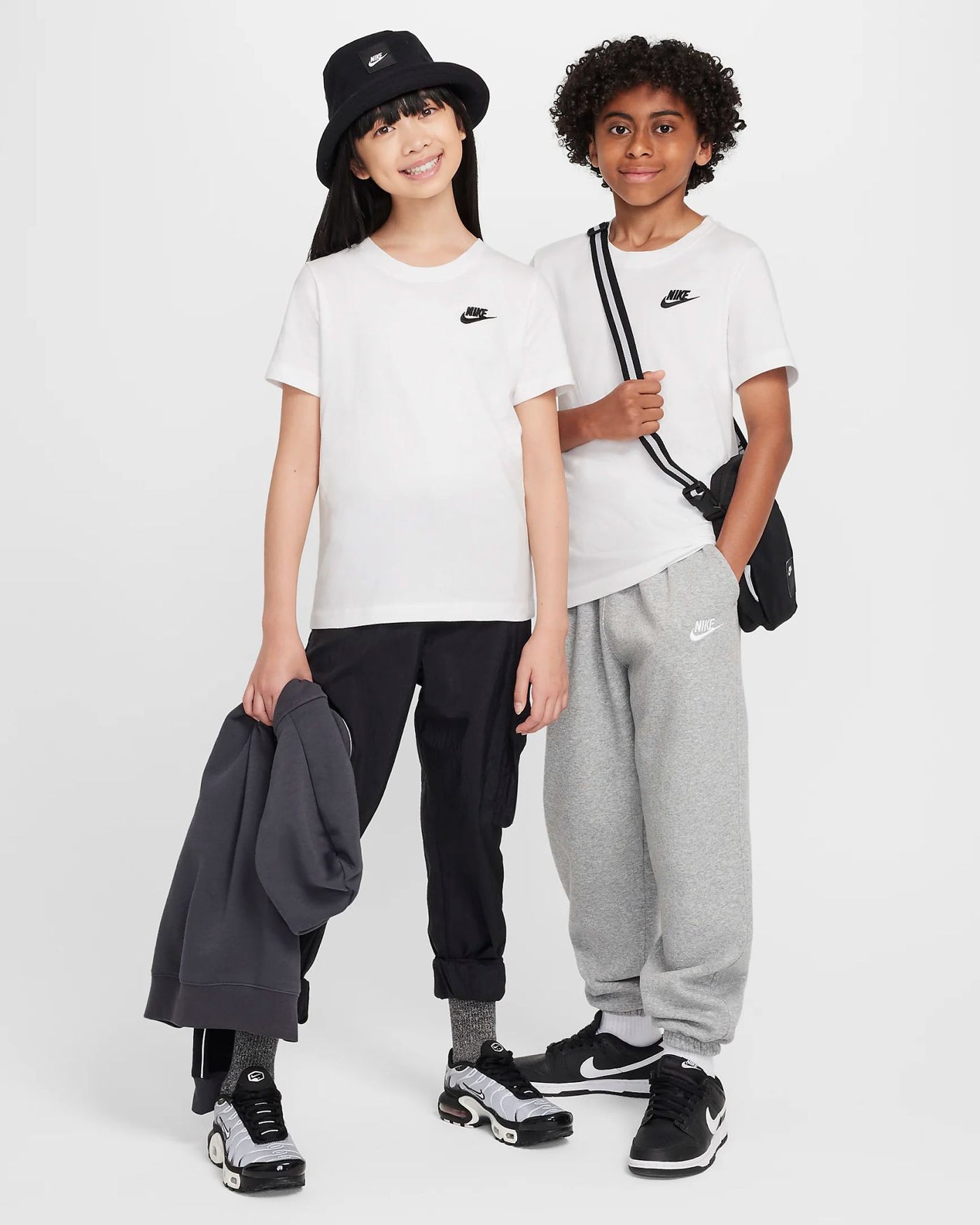 FZ5177-100 - T-Shirt - Nike