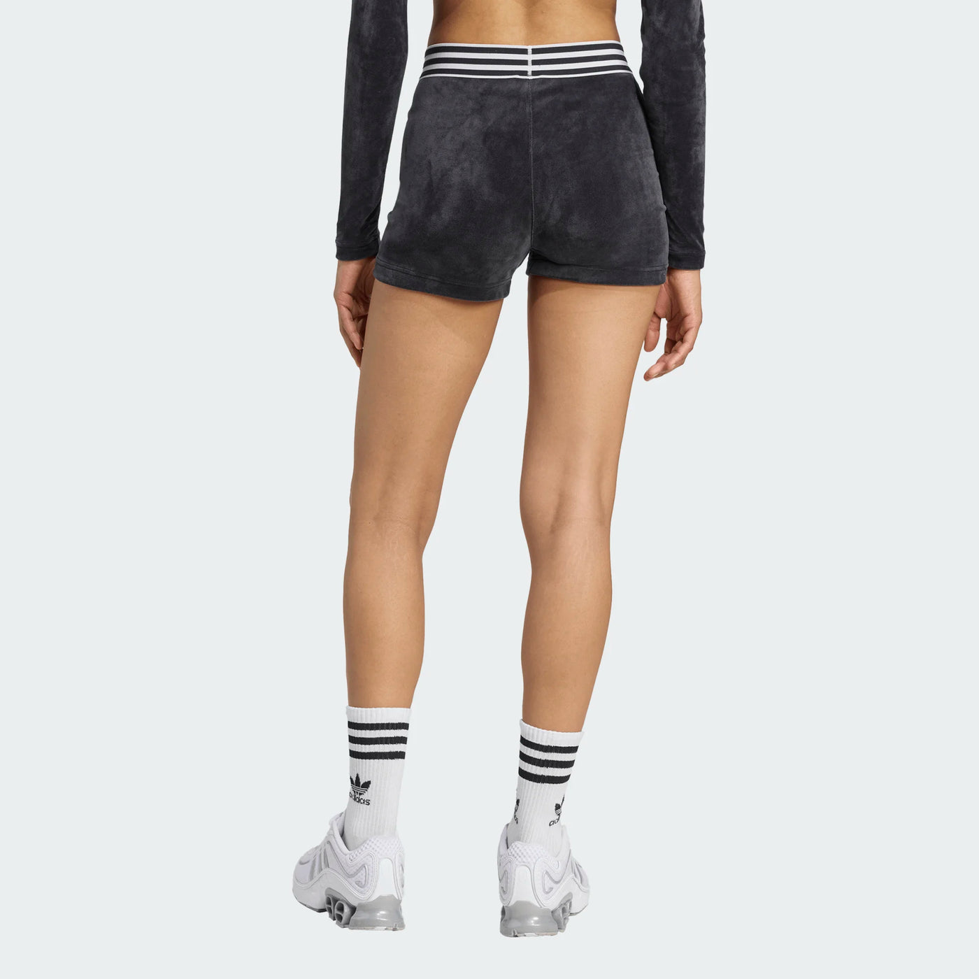 JW7284 - Shorts - Adidas