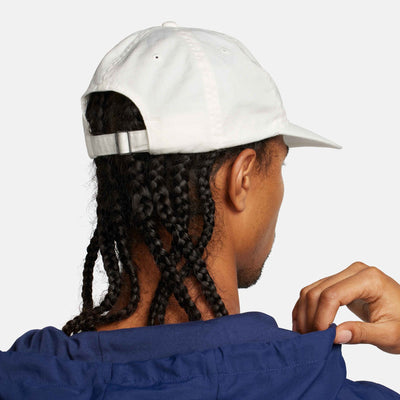 FN4405-133 - Cappelli - Nike