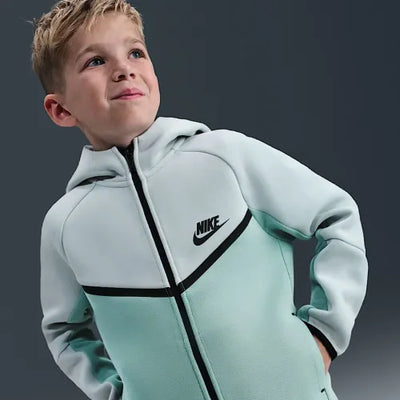 86M880-E4J - Tute - Nike