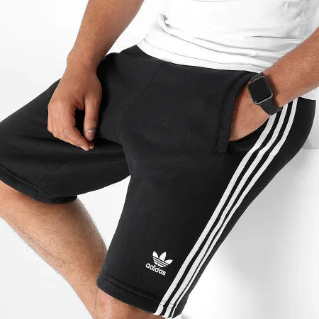 IU2337 - Shorts - Adidas