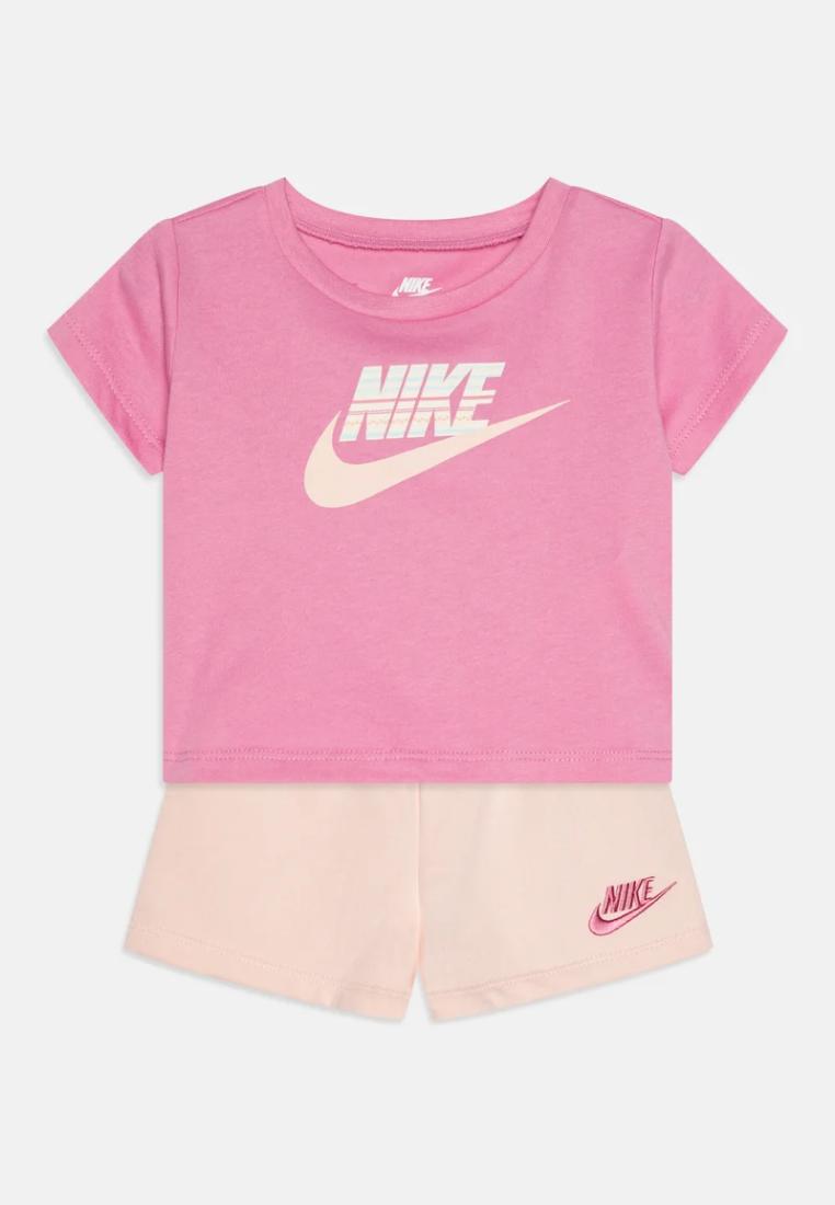 16N033-AAJ - Completi - Nike