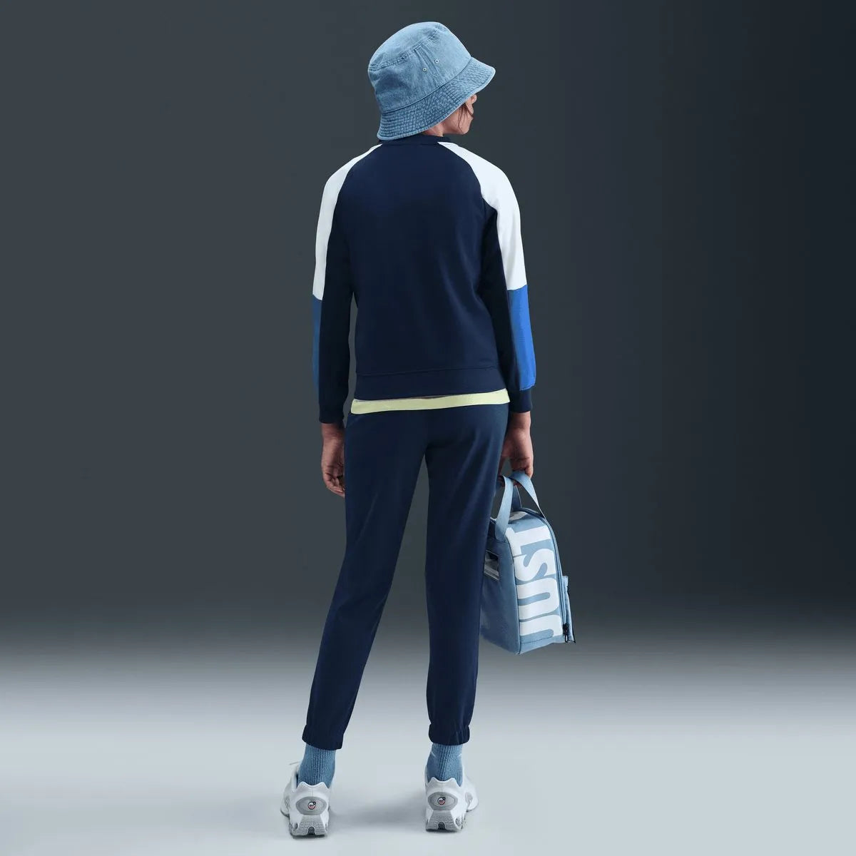 HQ9317-410 - Tute - Nike