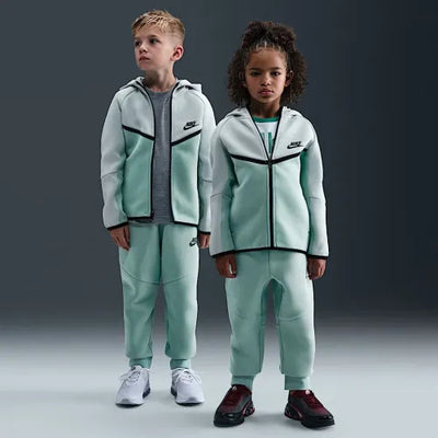 86M880-E4J - Tute - Nike