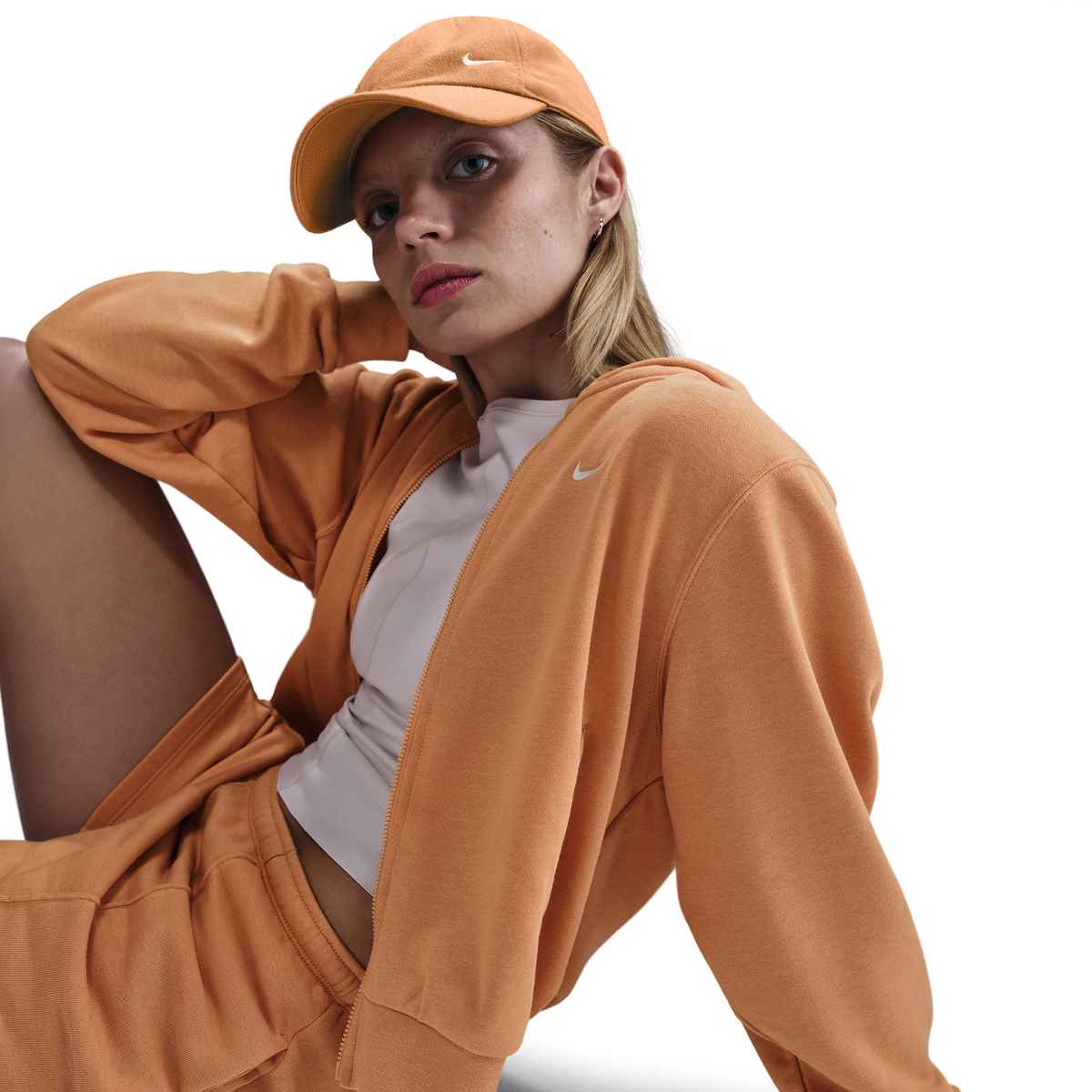 FN2415-856 - Felpe - Nike