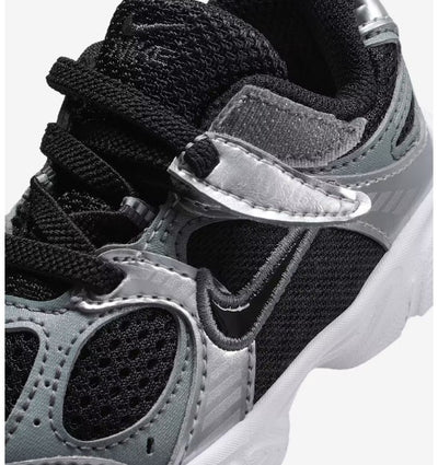 HQ6413-001 - Scarpe - Nike