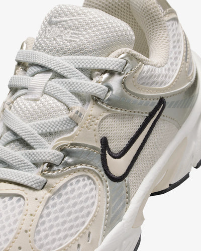 HQ6412-102 - Scarpe - Nike