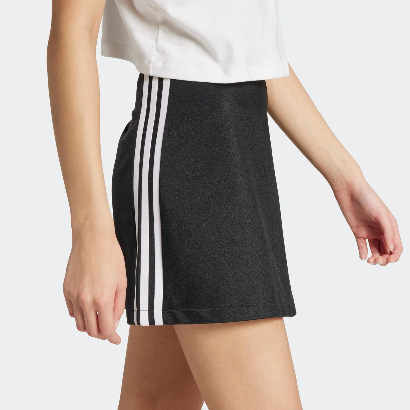 JD0281 - Gonne - Adidas