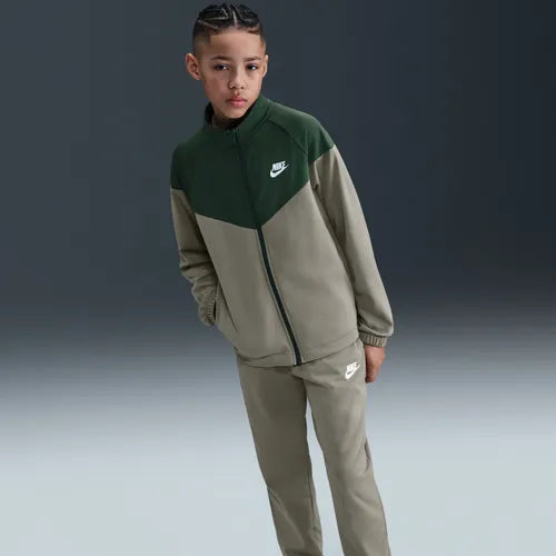 HQ9315-320 - Tute - Nike