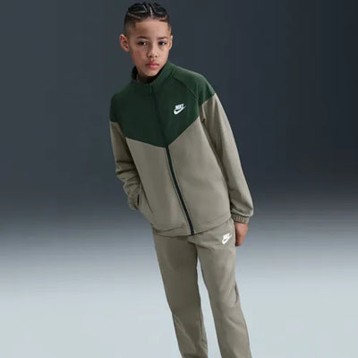 HQ9315-320 - Tute - Nike