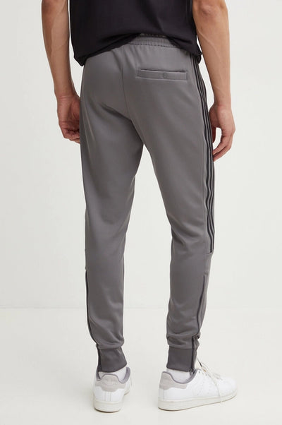 JI6381 - Pantaloni - Adidas