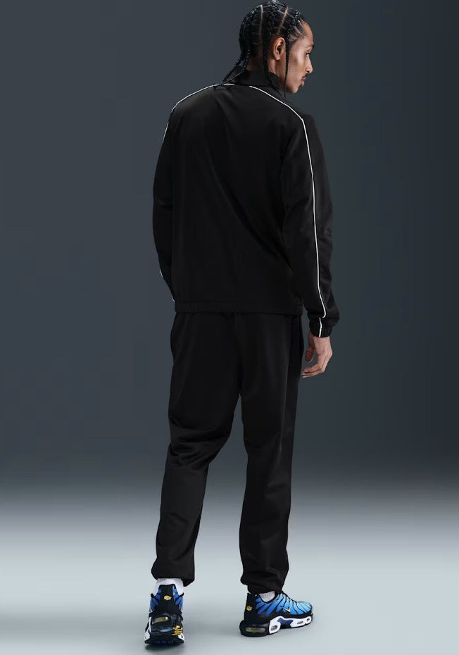 HV1444-010 - Tute - Nike