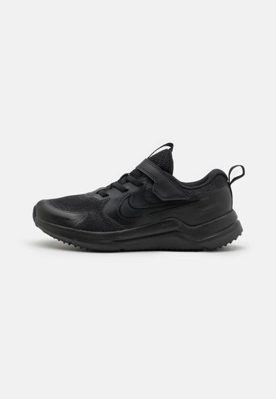 HM4400-001 - Scarpe - Nike