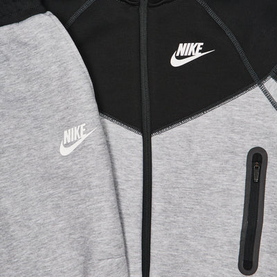 66L050-G0E - Tute - Nike
