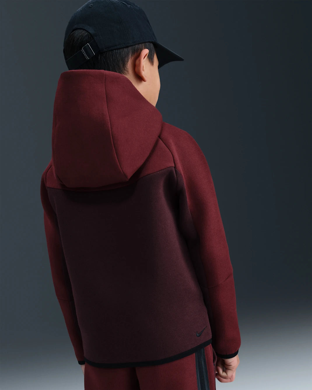 86M880-RD0 - Tute - Nike