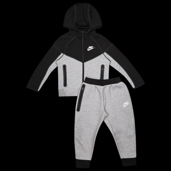 66L050-G0E - Tute - Nike