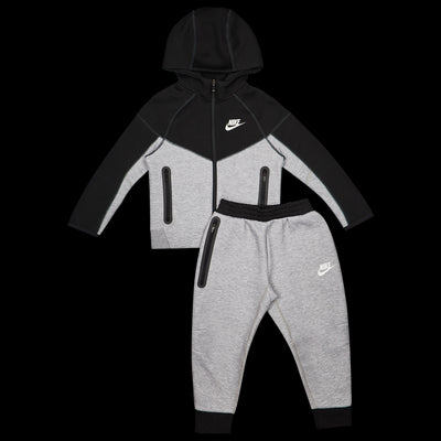 66L050-G0E - Tute - Nike