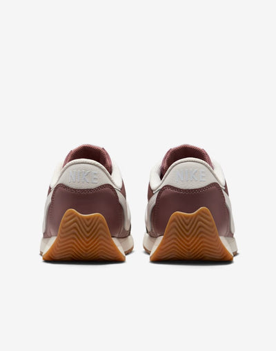 HV6430-200 - Scarpe - Nike