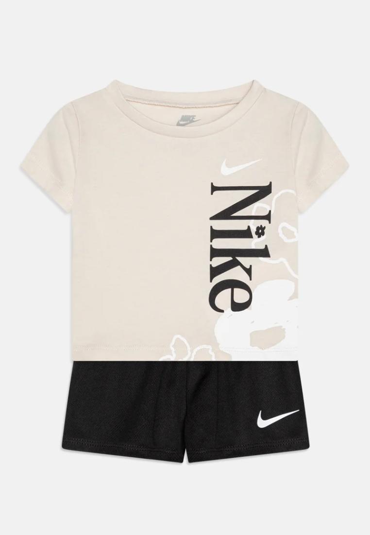 16N050-023 - Completi - Nike