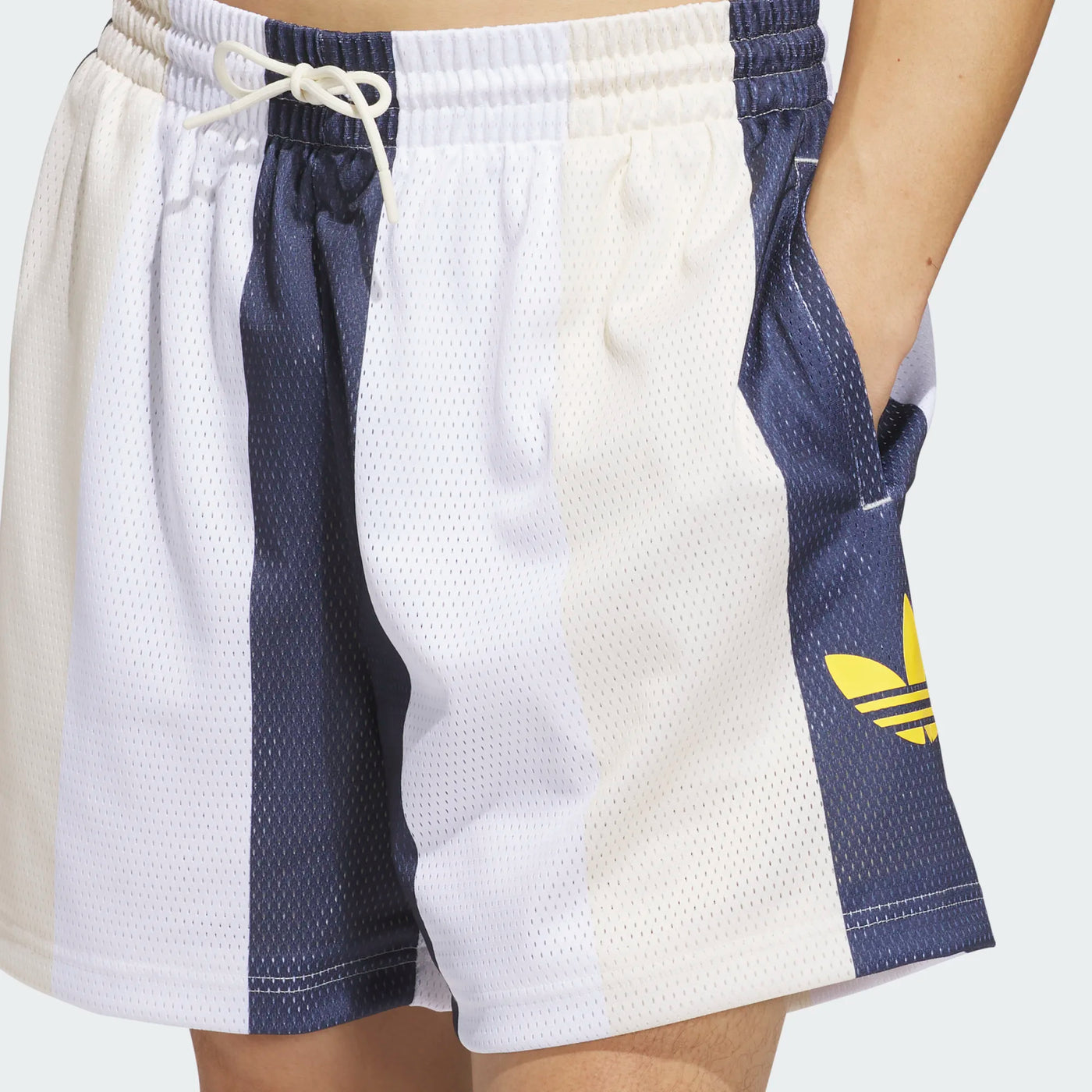 JP4756 - Shorts - Adidas