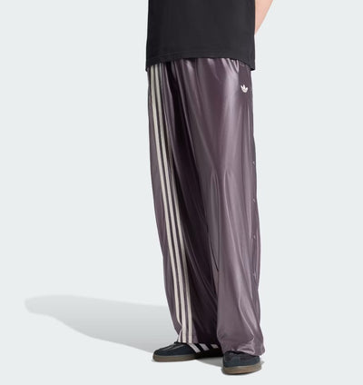 JW0990 - Pantaloni - Adidas