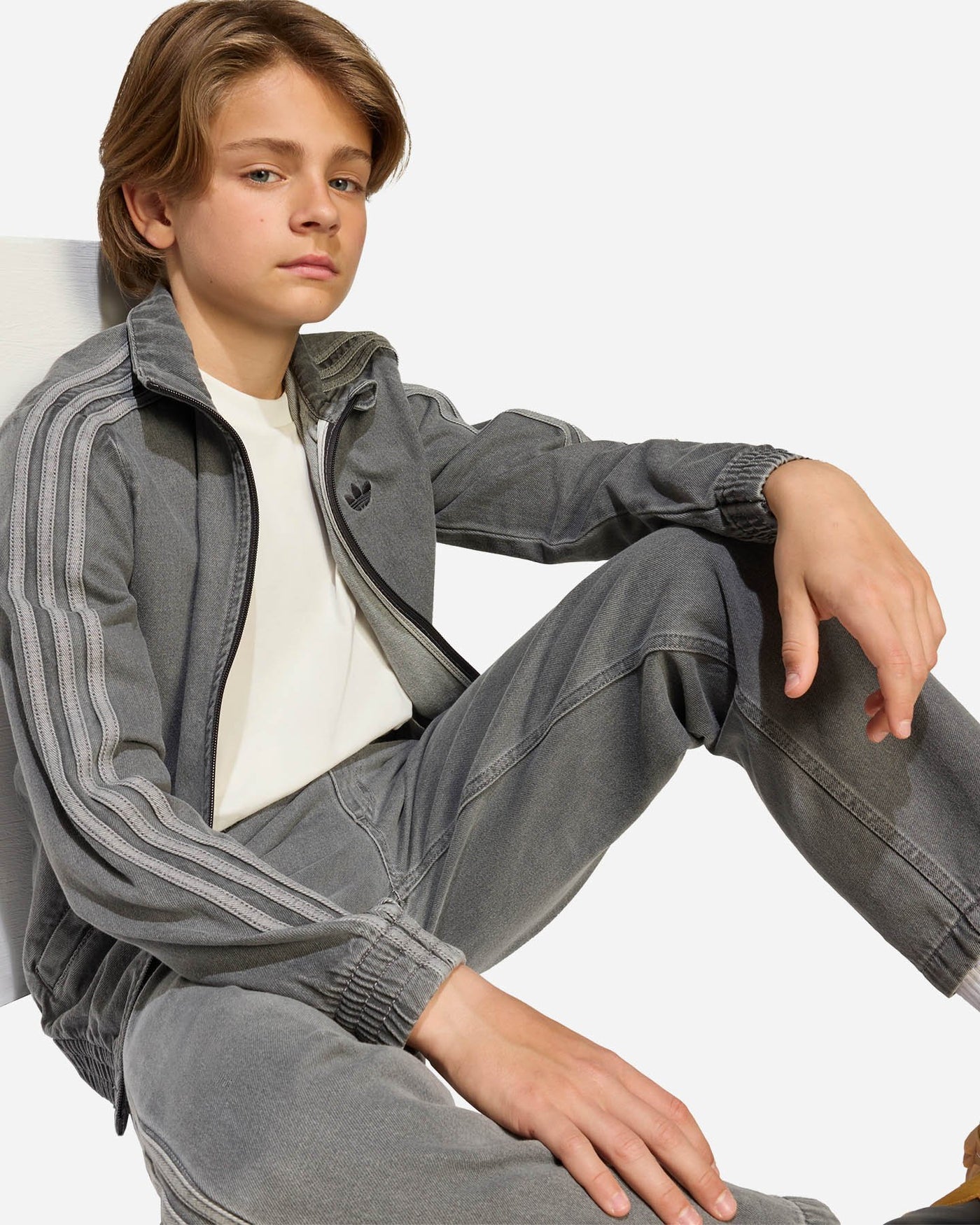 JV7801 - Giacche - Adidas