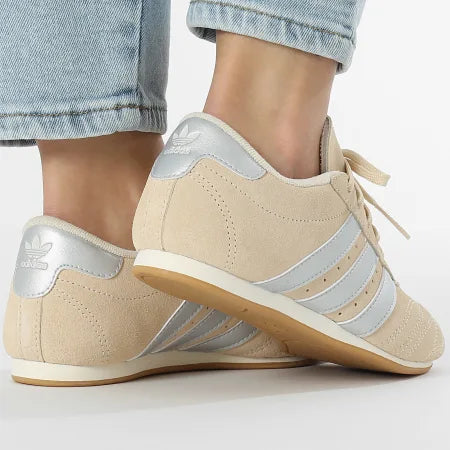 JQ0558 - Scarpe - Adidas