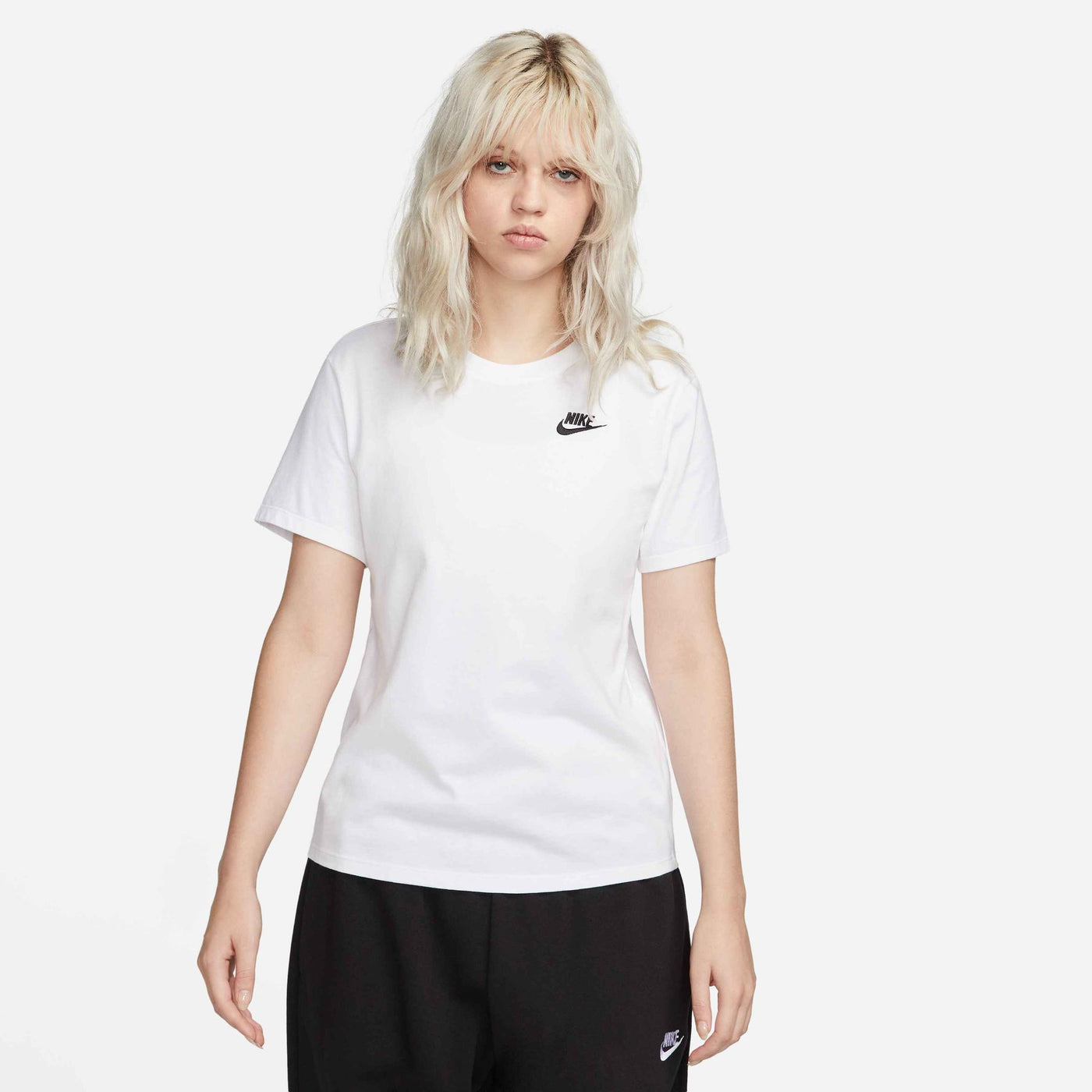 DX7902-100 - T-Shirt - Nike