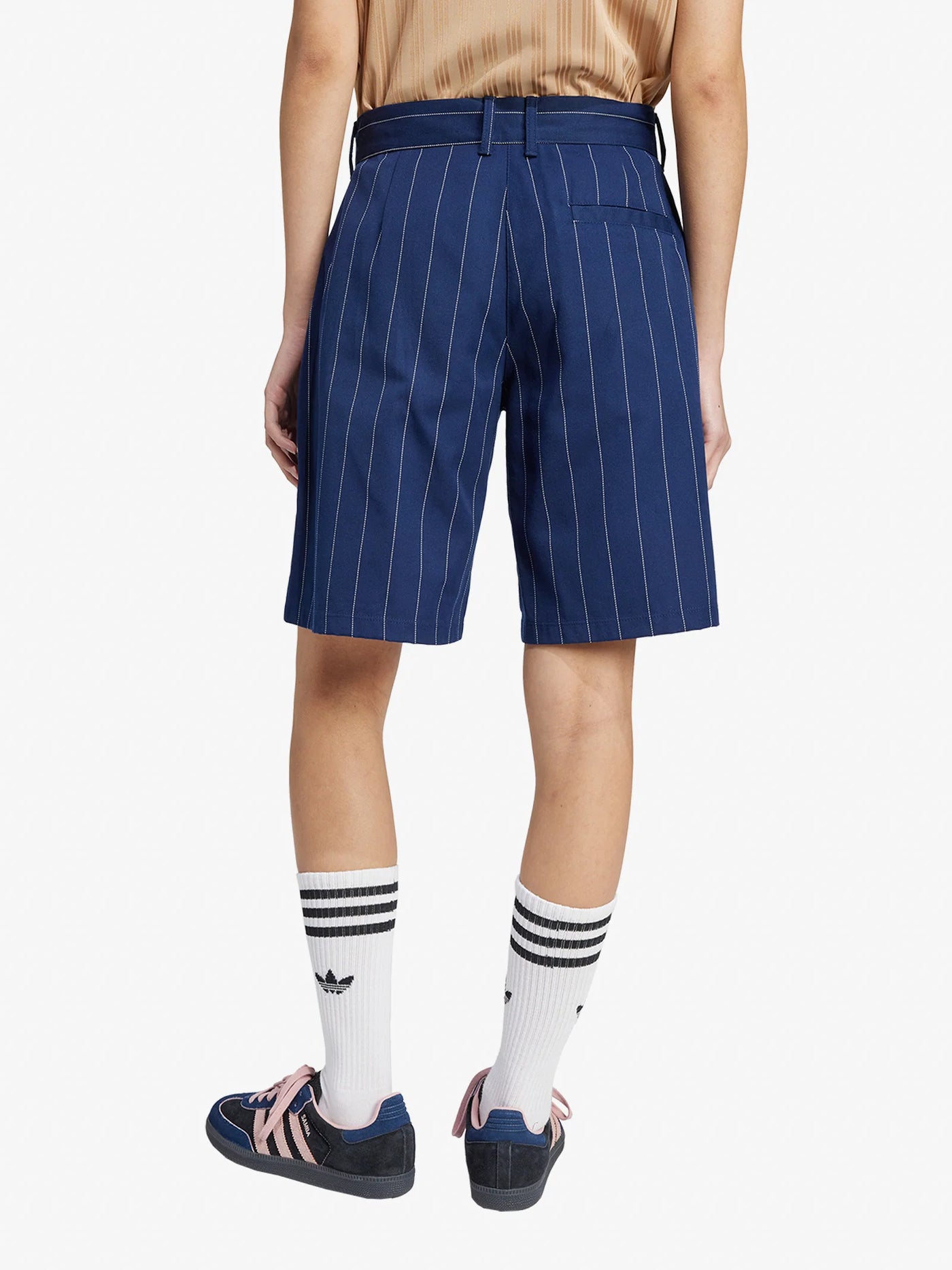 JC7683 - Shorts - Adidas
