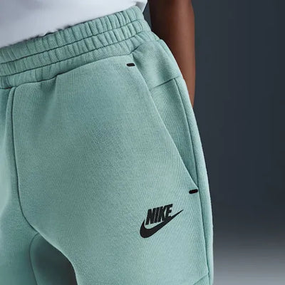 86M880-E4J - Tute - Nike