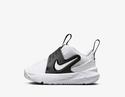 HF6281-101 - Scarpe - Nike