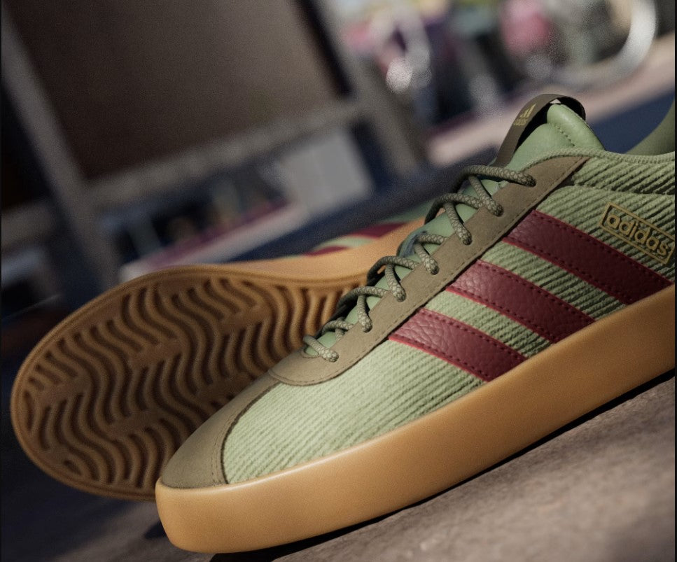 JS2047 - Scarpe - Adidas