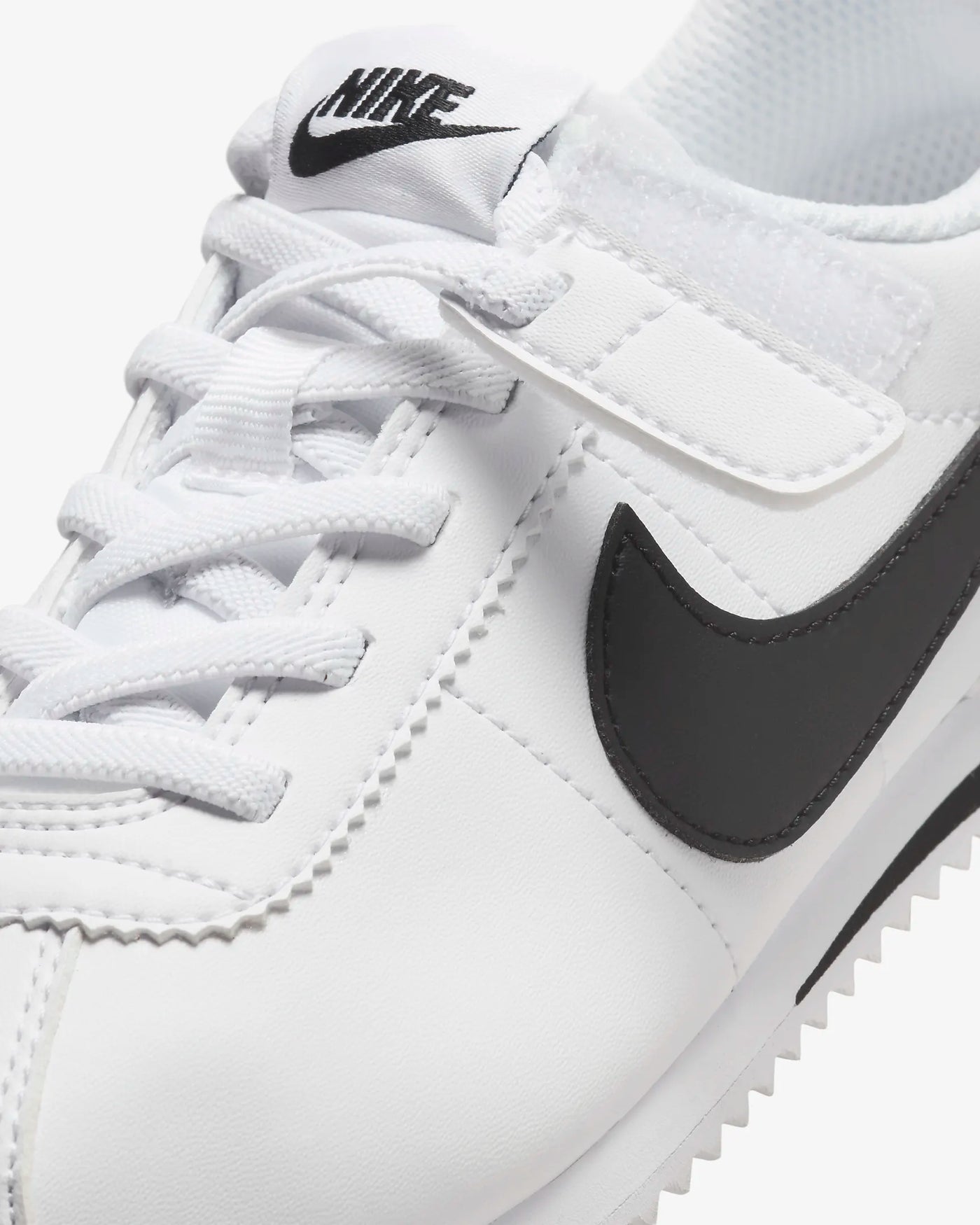 DM0951-108 - Scarpe - Nike