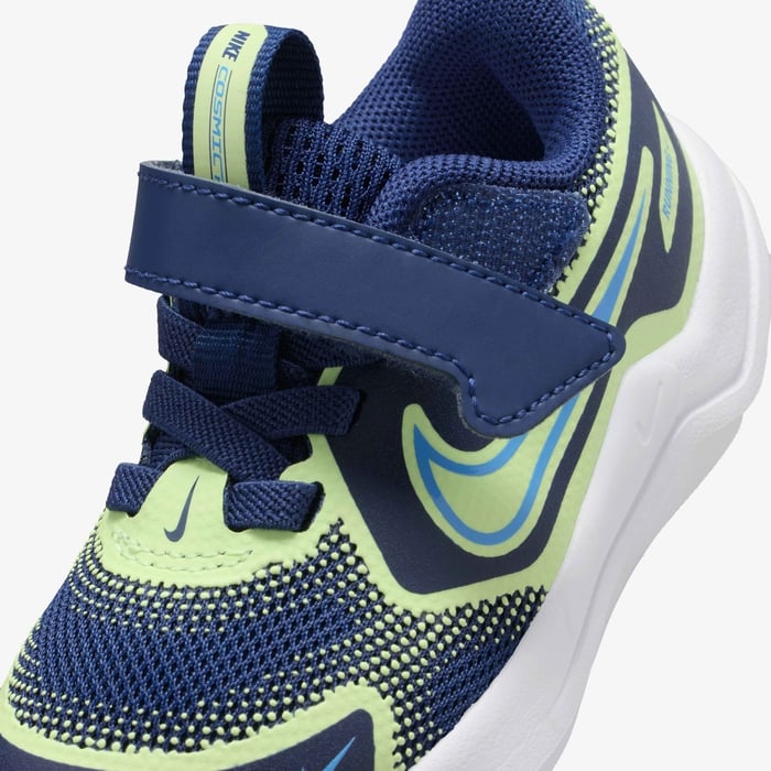 HM4401-403 - Scarpe - Nike
