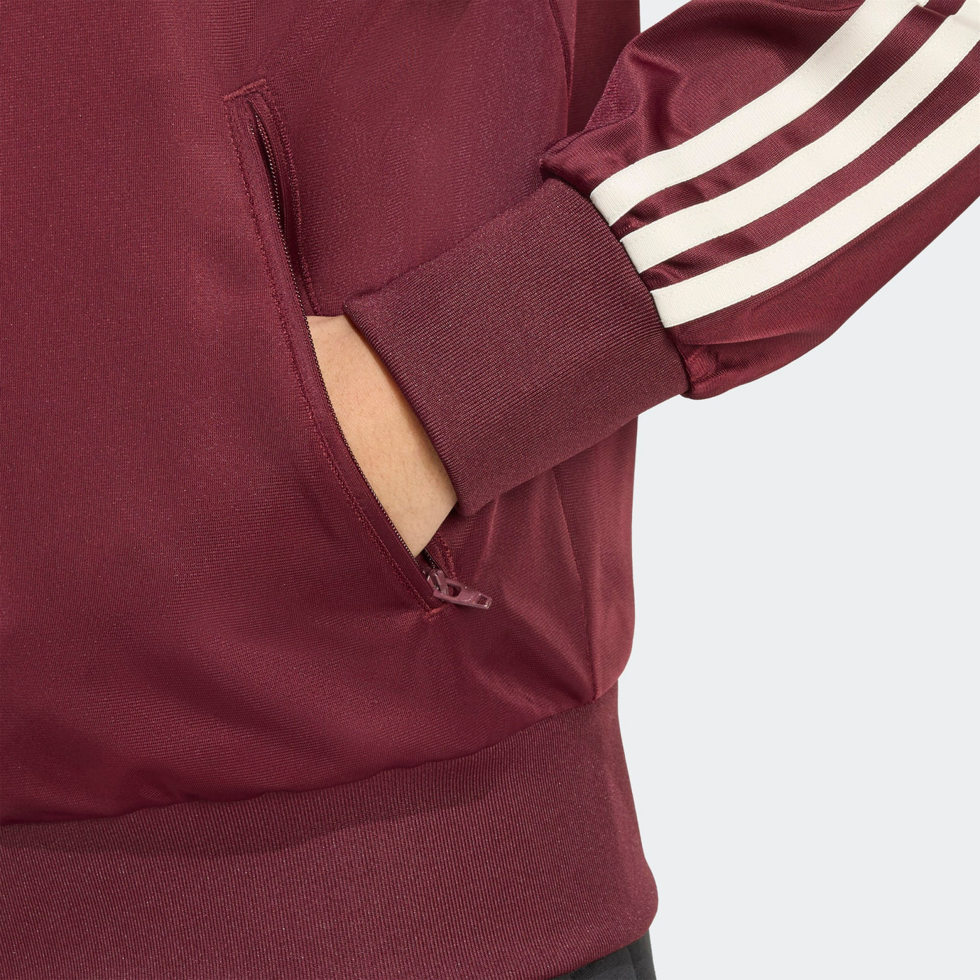 KH1592 - Giacche - Adidas