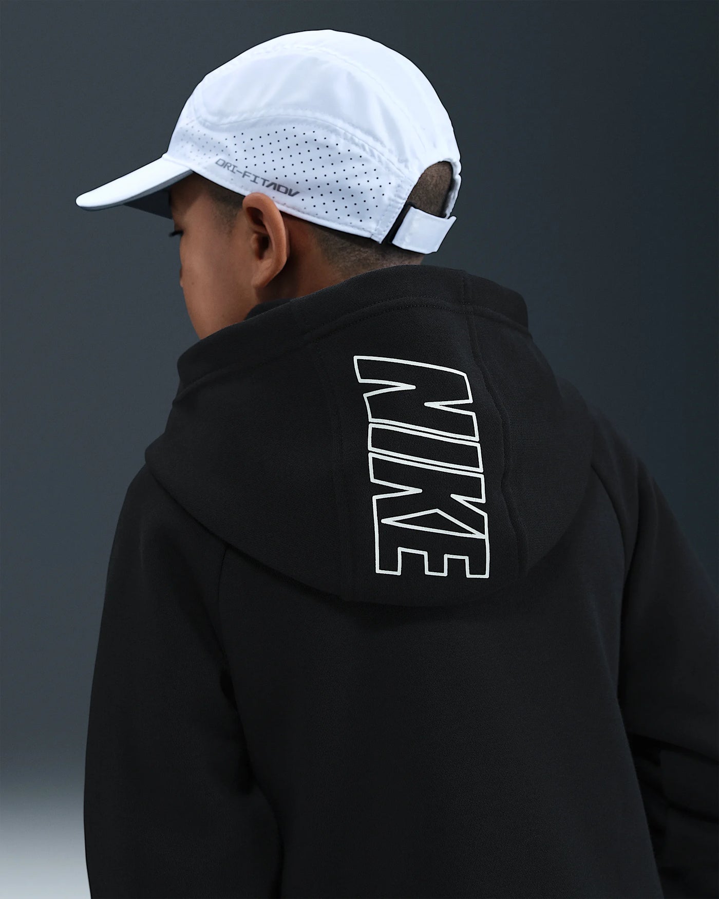 HQ9318-010 - Tute - Nike