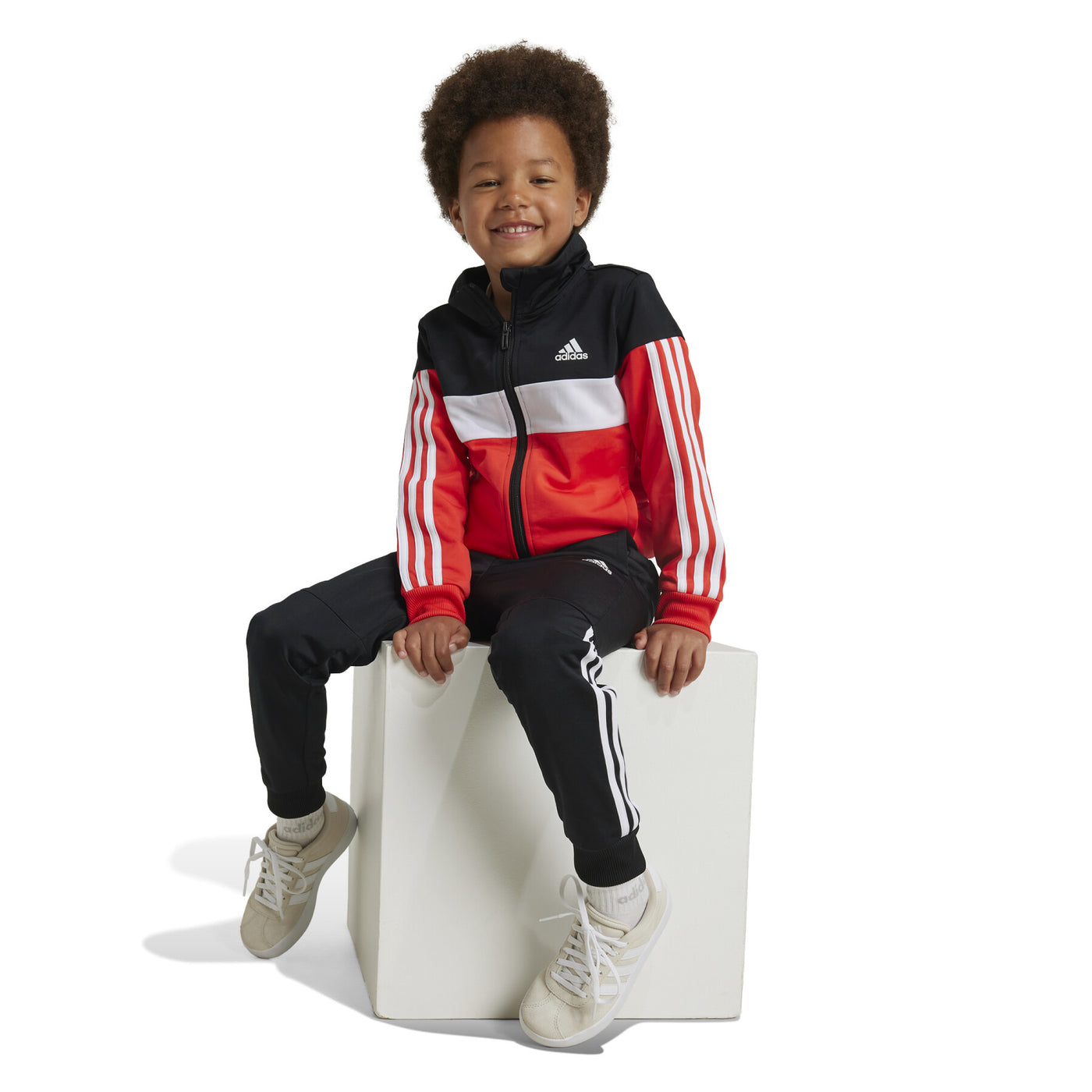 IY1806 - Tute - Adidas