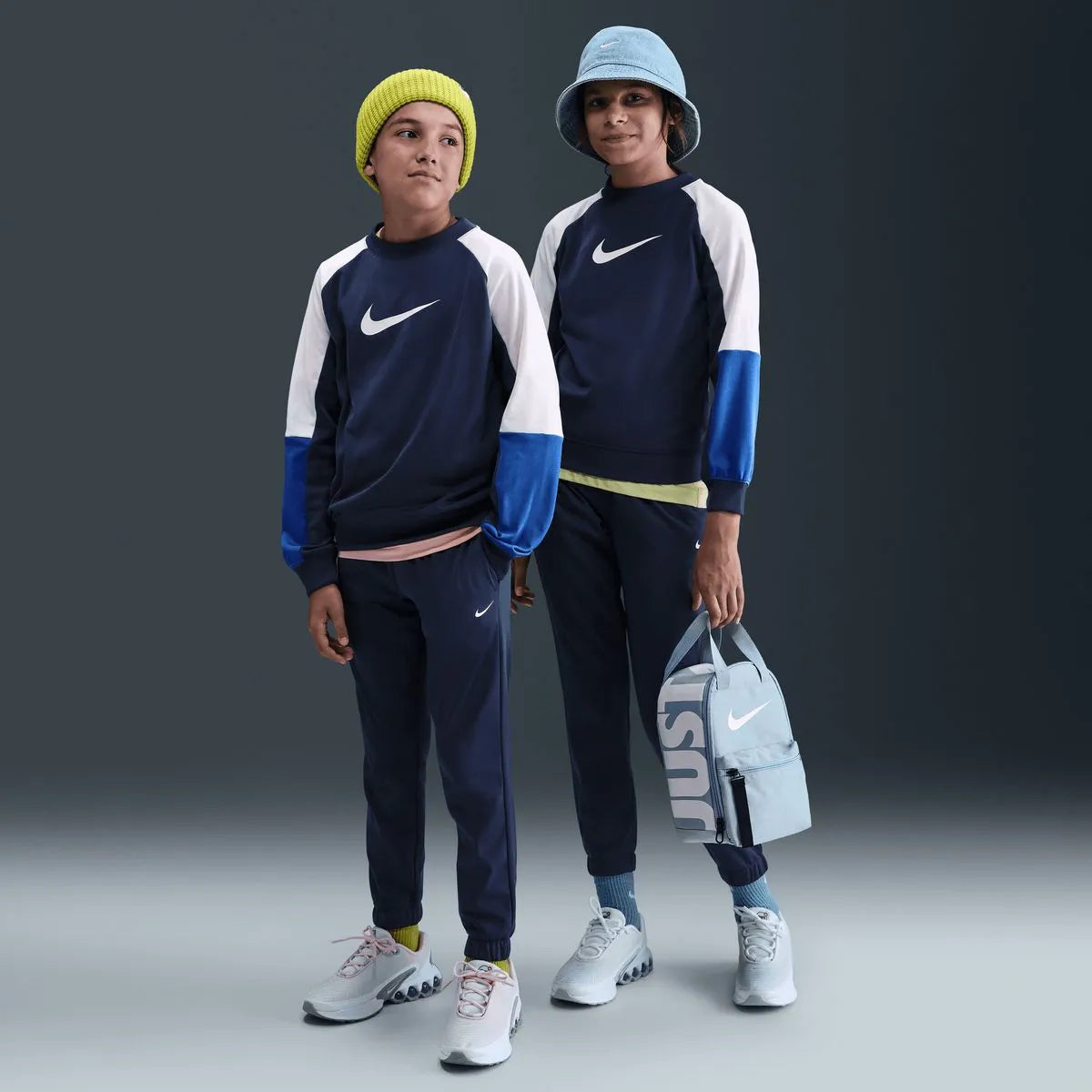 HQ9317-410 - Tute - Nike
