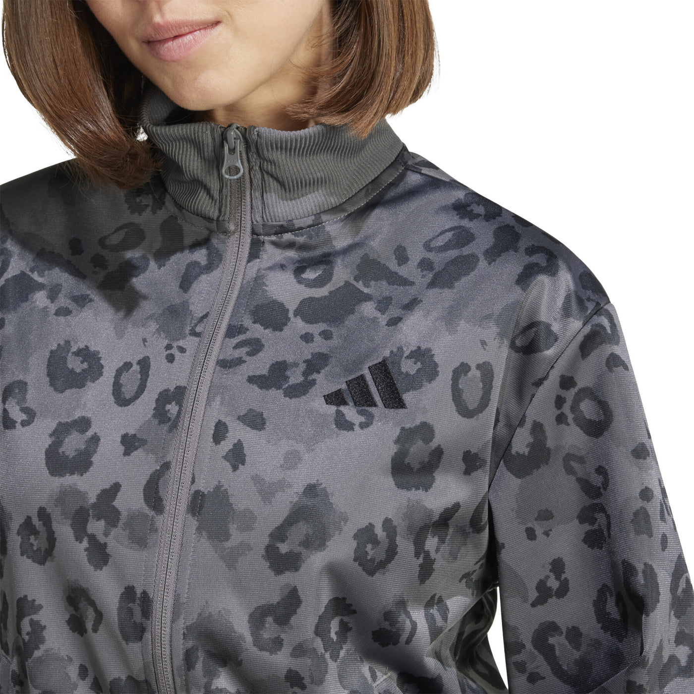 JY2687 - Tute - Adidas
