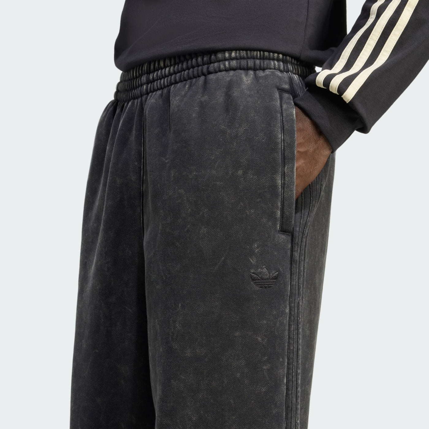 JV8468 - Pantaloni - Adidas