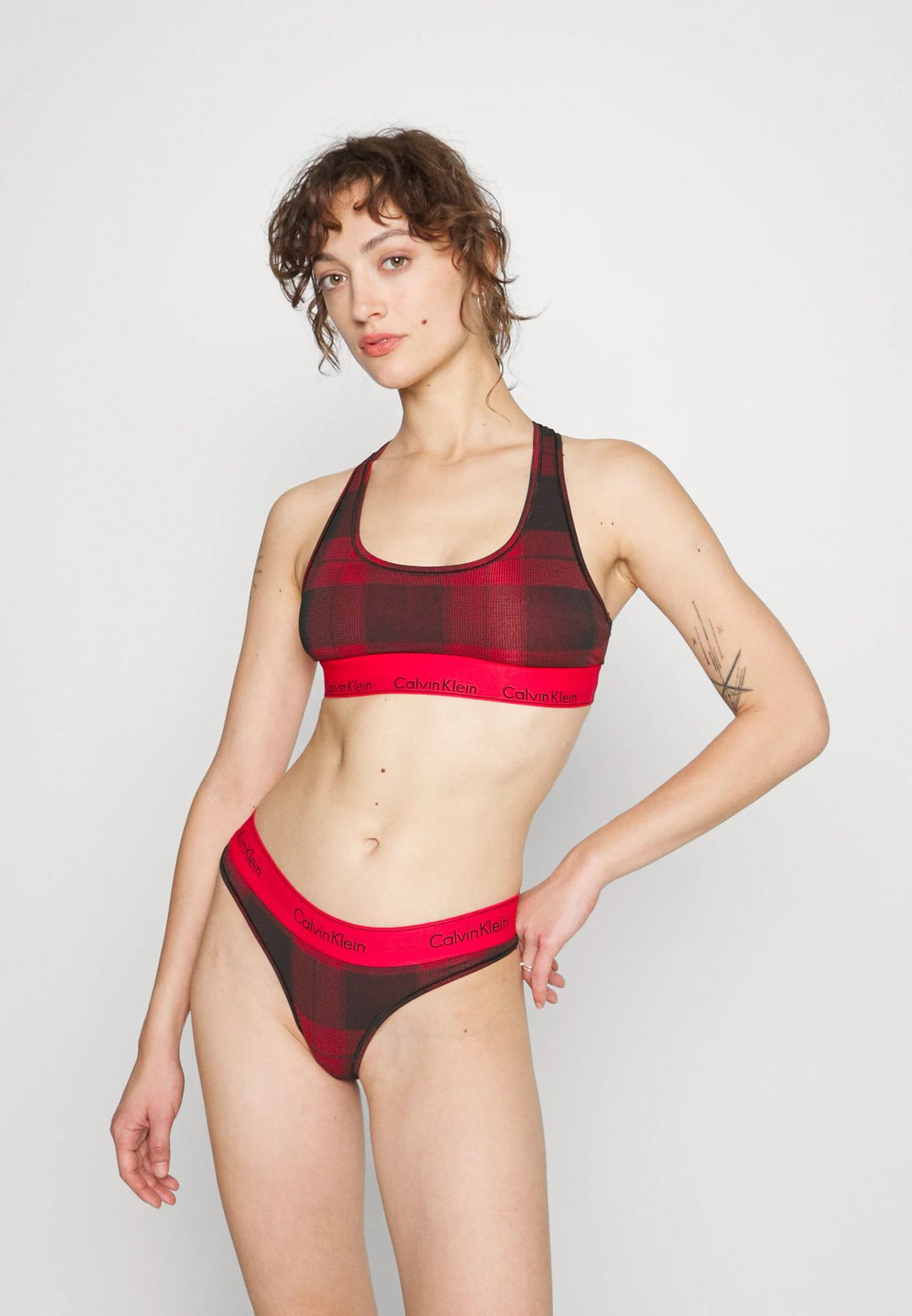 COMPLETO INTIMO CALVIN KLEIN DONNA – kappaonapoli