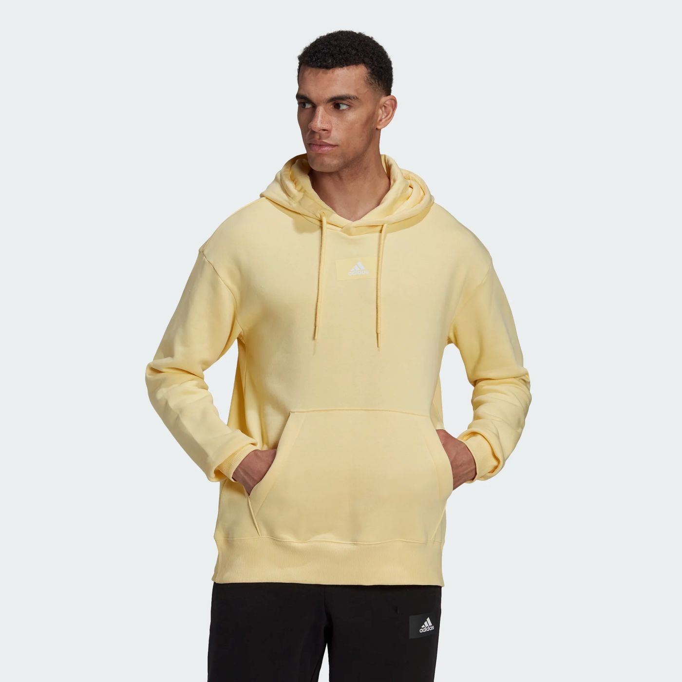 FELPA ADIDAS M FV HOODIE IN MATERIALE FELPATO CON TASCA A MARSUPIO E CAPPUCCIO UOMO