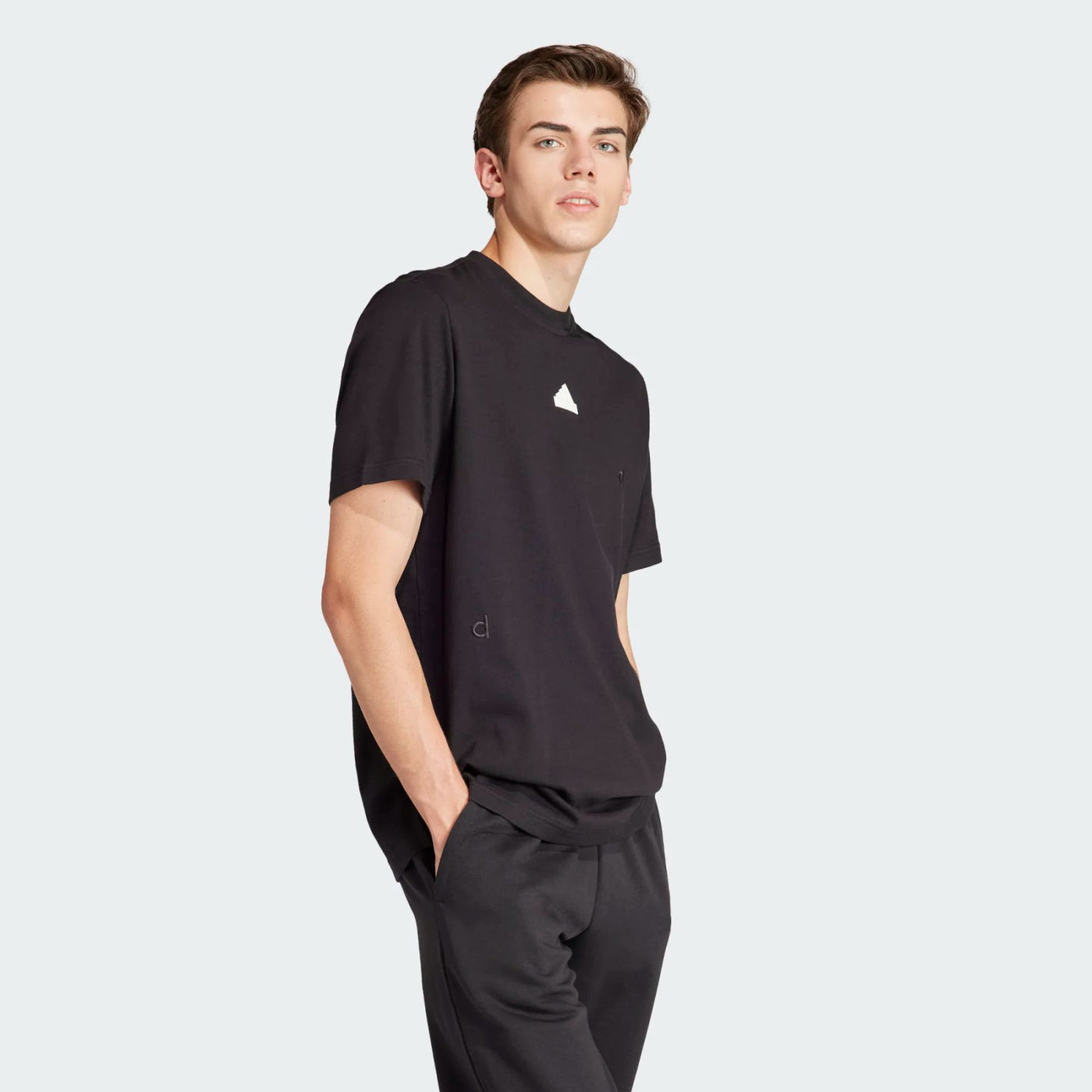 T-SHIRT ADIDAS EMBROIDERED TEE ADIDAS UOMO