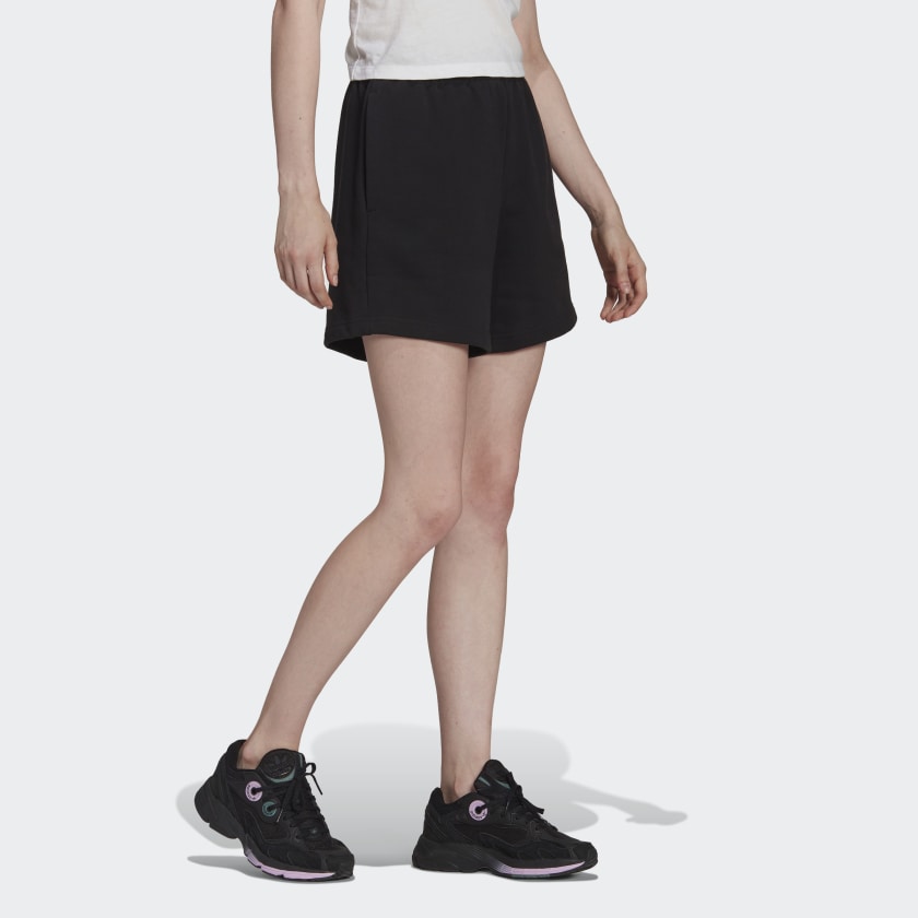 HC7082 - Shorts - Adidas