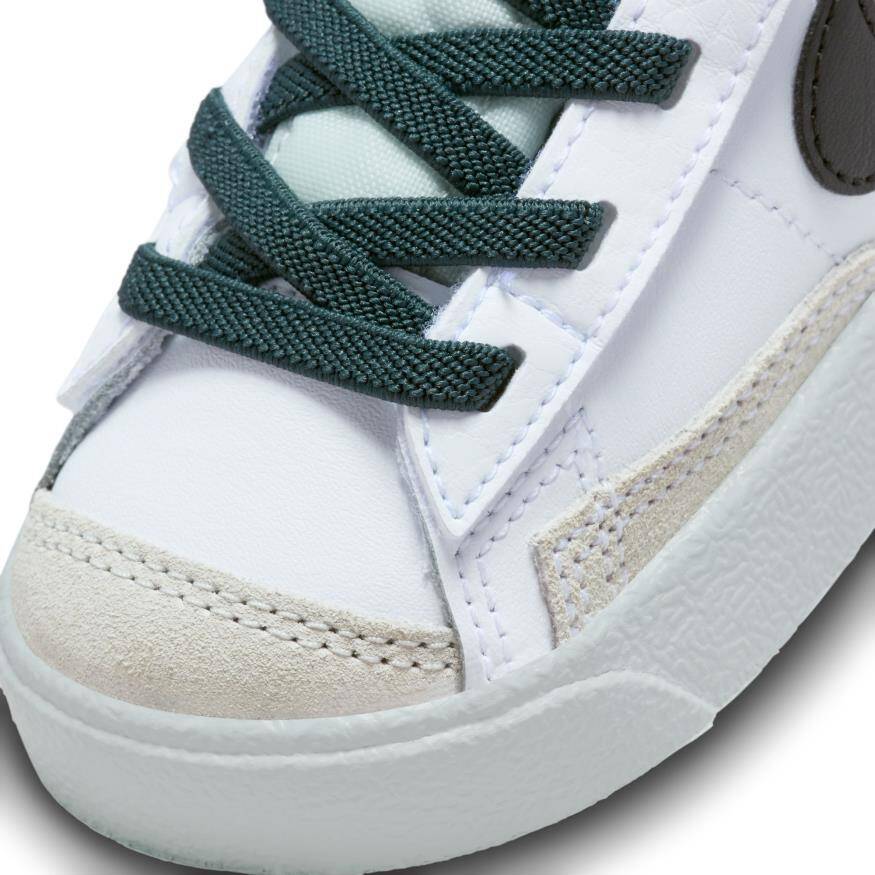 SNEAKERS NIKE BLAZER MID '77 SE BAMBINO