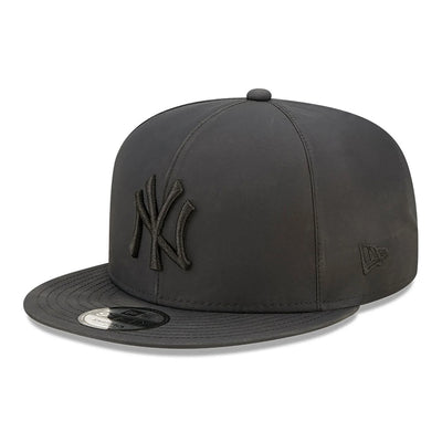 CAPPELLO 9FIFTY SNAPBACK GORE-TEX NEW YORK YANKEES NEW ERA UOMO