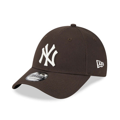 CAPPELLO 9FORTY LEAGUE ESSENTIAL NEW YORK YANKEES NEW ERA UOMO