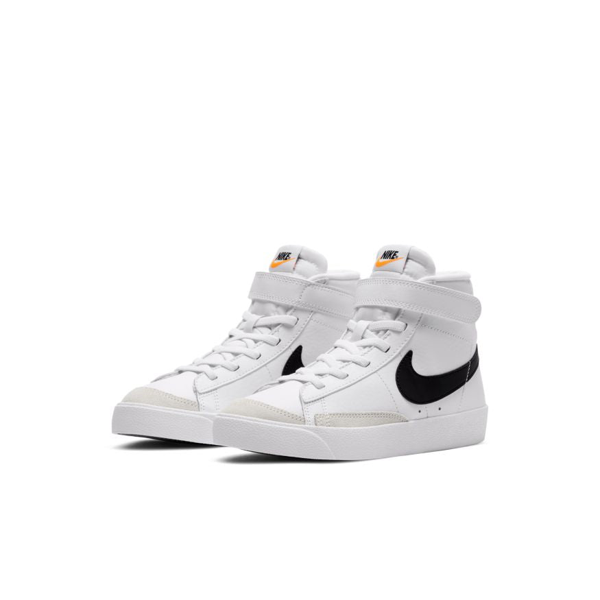 SNEAKERS NIKE BLAZER BAMBINO IN PELLE CON LACCI ELASTICIZZATI E STRAPPO