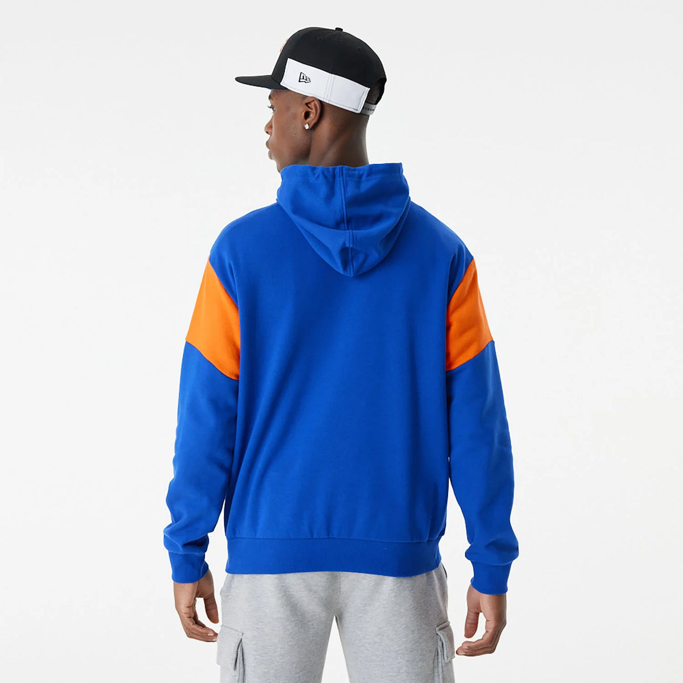 NEW ERA Felpa con cappuccio NBA Logo Court Graphic nera - 60284716 NEW ERA Felpa con cappuccio NBA Logo Court Graphic nera - 60284716